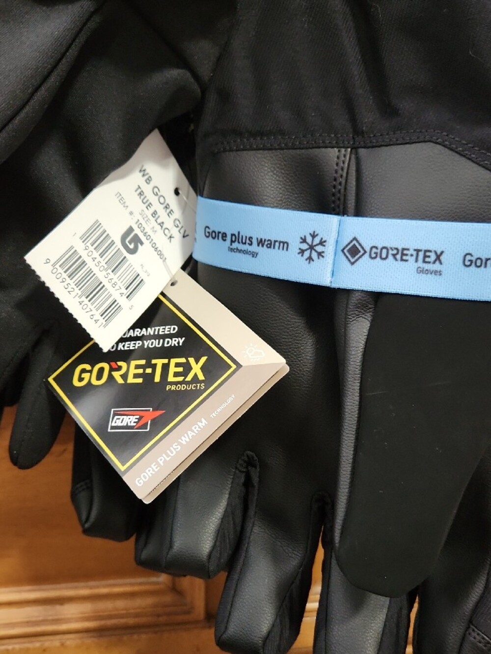 Burton Women's Black and Gray GORE-TEX Gloves - Picture 3 of 4